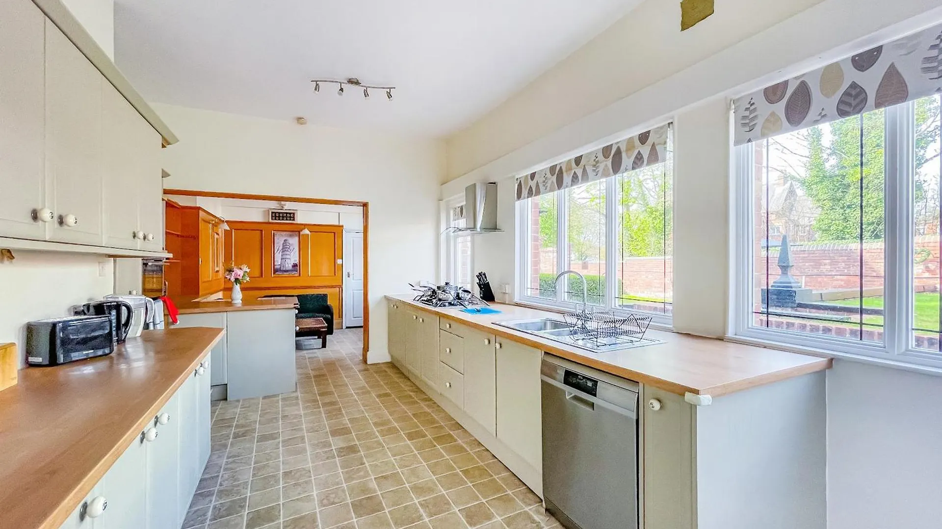 Habitación en casa particular *Rf9Bc* For Your Most Relaxed & Cosy Stay + Free Parking + Free Fast Wifi * Leeds  Reino Unido